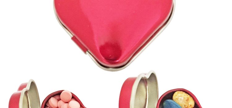 HEART SHAPED TIN SMALL RED